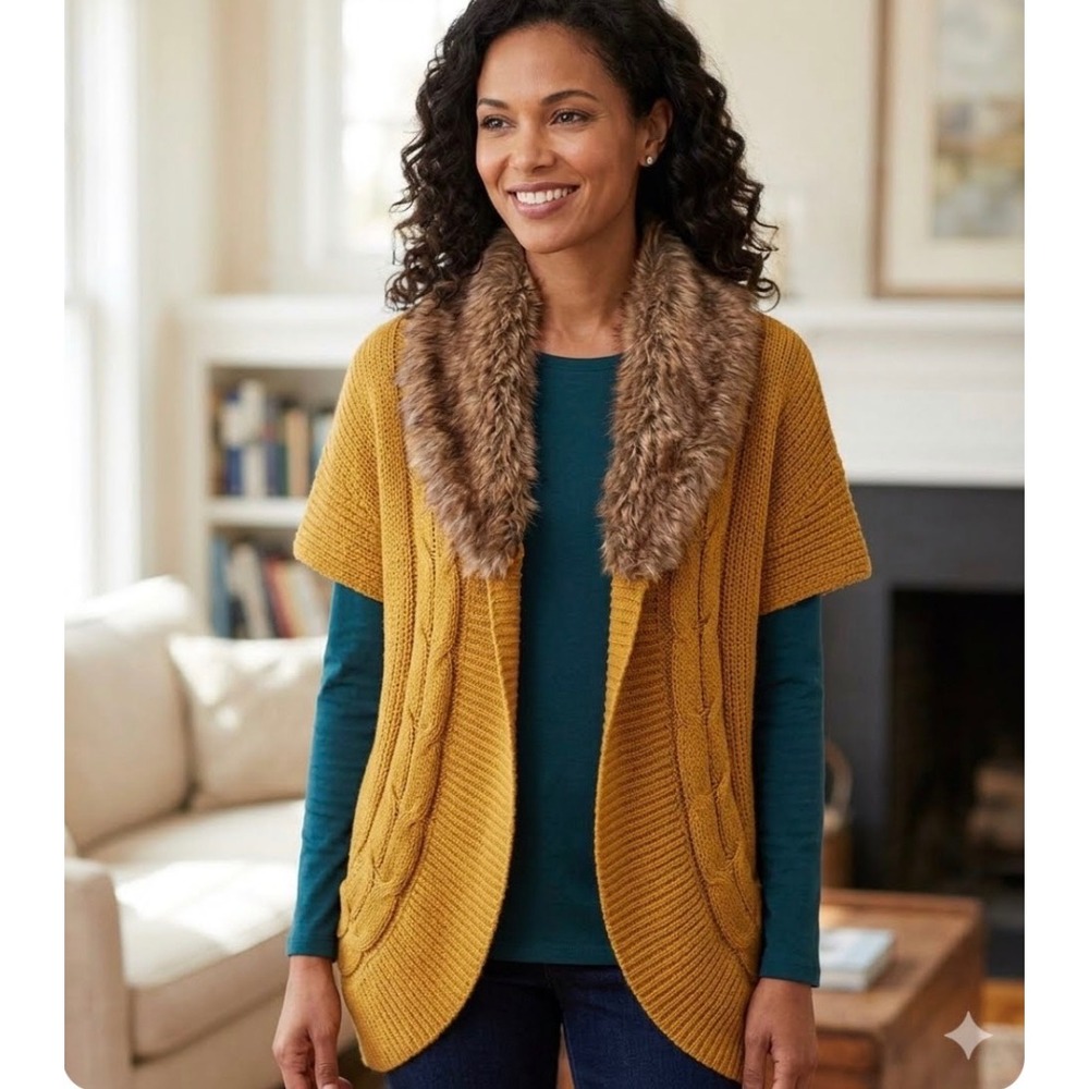 Womens Asymmetrical Short Sleeve Faux Fur Chunky Cardigan XL 90's Mobwife Office